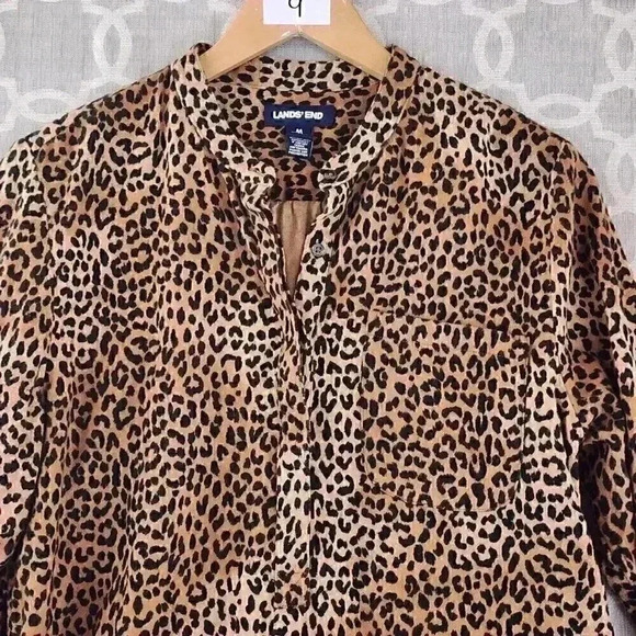 Lands' End Animal Print Leopard Henley Crew Neck  Long Sleeve Women's Shirt M - Picture 3 of 8